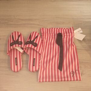 NWT Victoria's Secret slippers